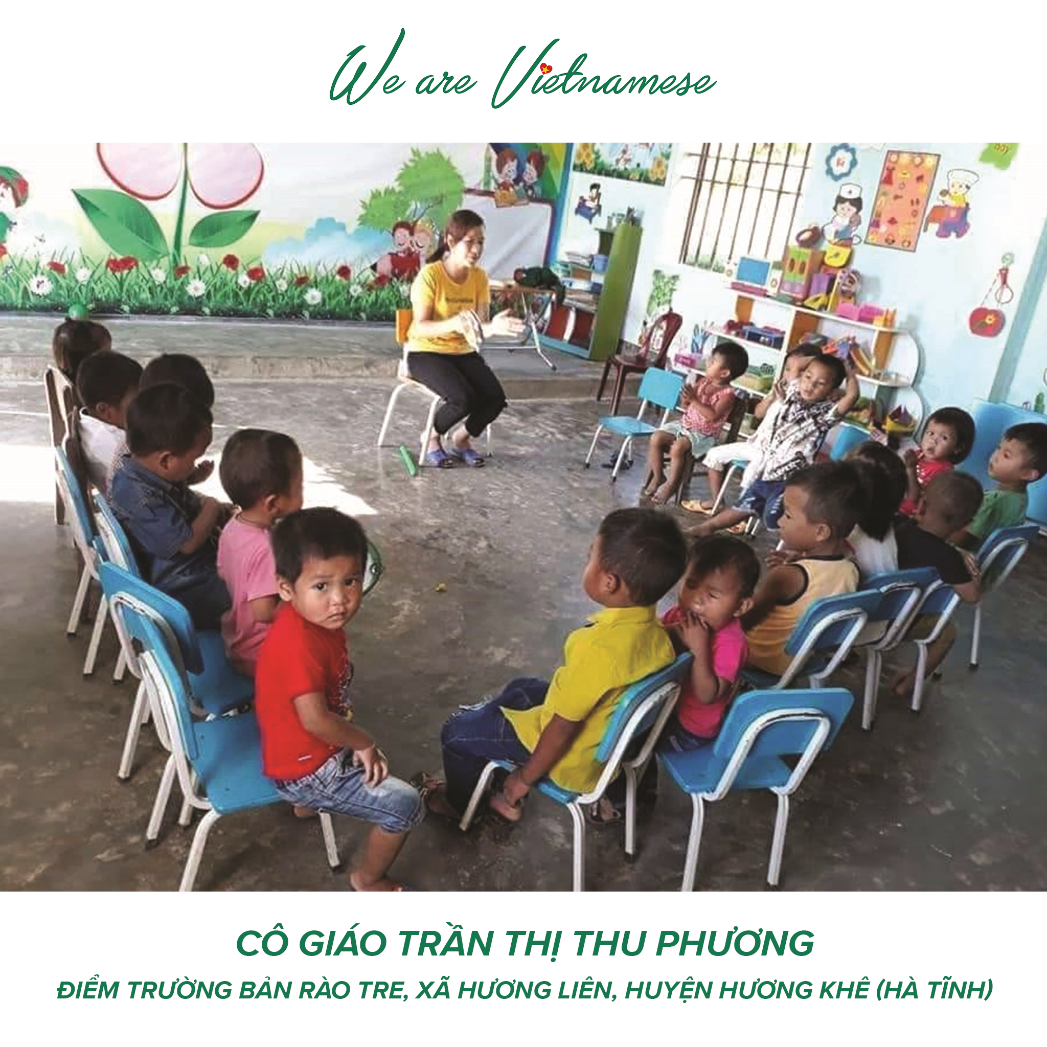 Cô giáo Trần Thị Thu Phương ân cần dạy dỗ các em học sinh dân tộc Chứt, bản Rào Tre